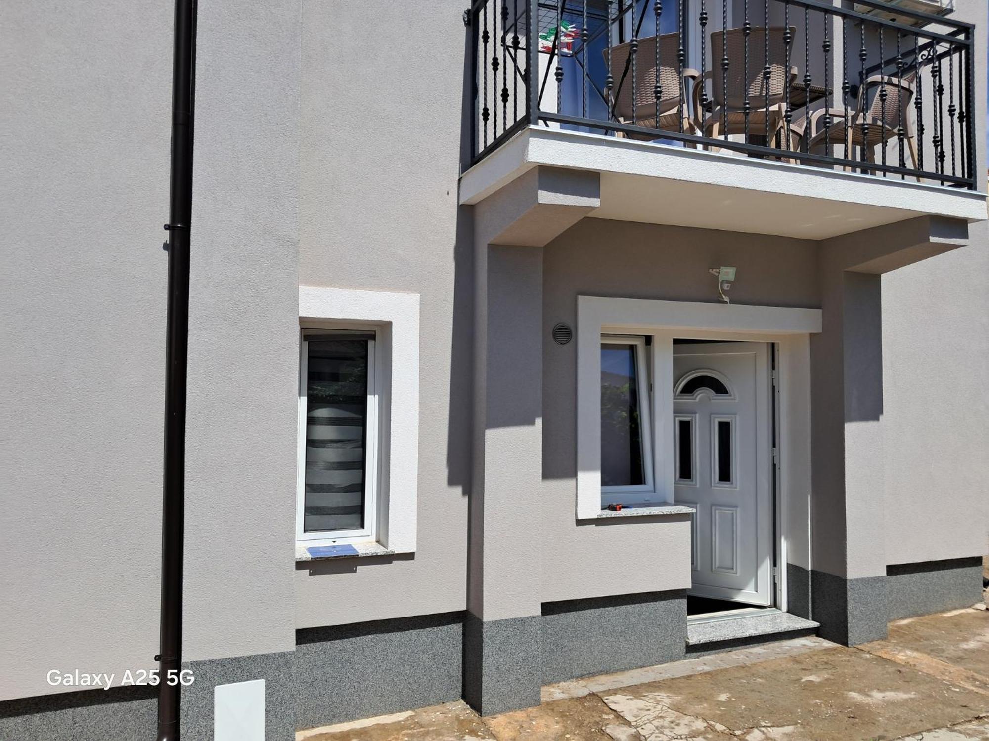 Apartments Tonci Tribalj Εξωτερικό φωτογραφία