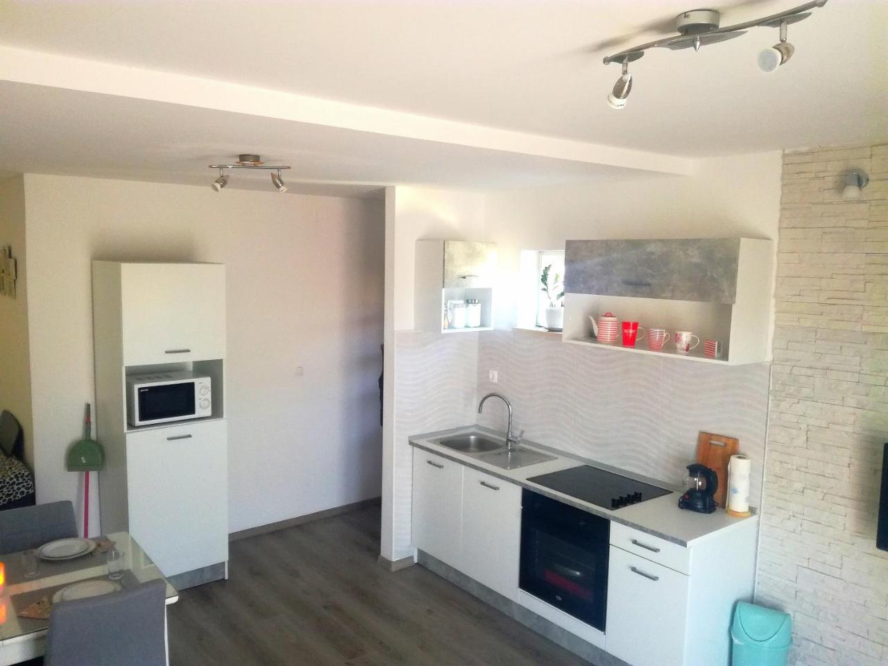 Apartments Tonci Tribalj Εξωτερικό φωτογραφία