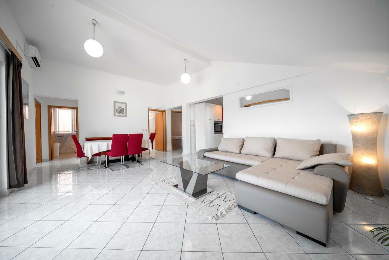 Apartments Tonci Tribalj Εξωτερικό φωτογραφία
